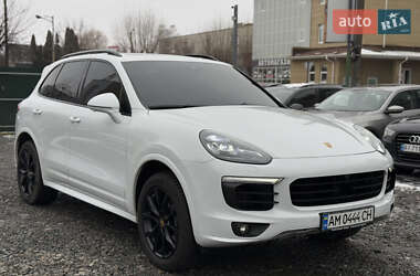 Внедорожник / Кроссовер Porsche Cayenne 2017 в Бердичеве