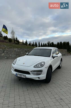 Внедорожник / Кроссовер Porsche Cayenne 2012 в Львове