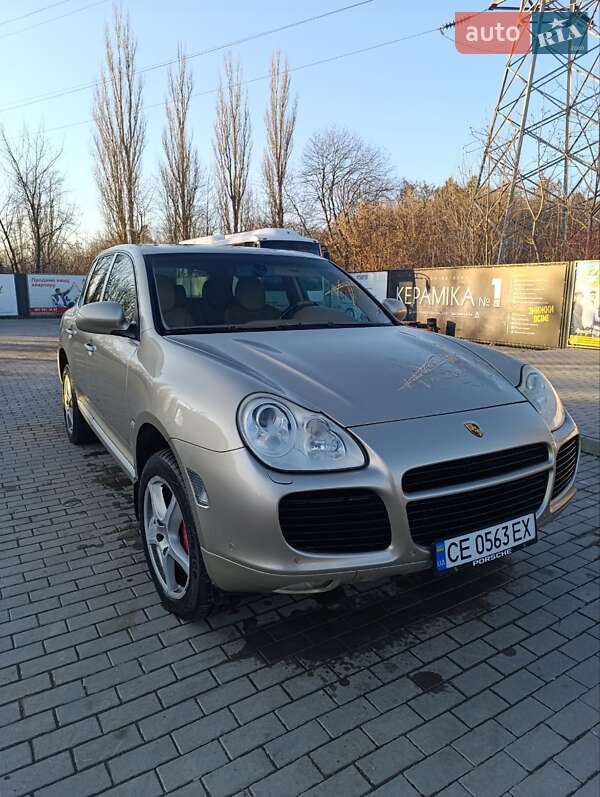 Внедорожник / Кроссовер Porsche Cayenne 2006 в 