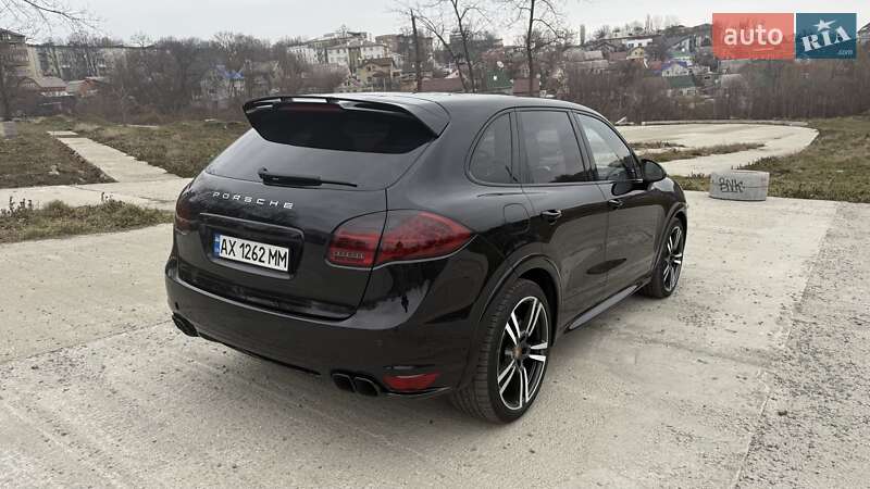 Внедорожник / Кроссовер Porsche Cayenne 2012 в Львове