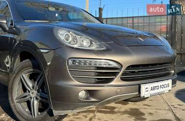 Позашляховик / Кросовер Porsche Cayenne 2012 в Києві