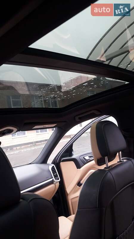 Позашляховик / Кросовер Porsche Cayenne 2015 в Полтаві фото 14 Позашляховик / Кросовер Porsche Cayenne 2015 в Полтаві