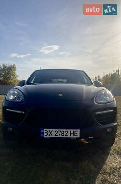 Позашляховик / Кросовер Porsche Cayenne 2010 в Кам'янець-Подільському