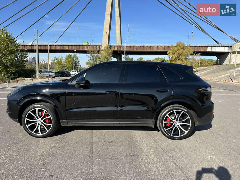 Позашляховик / Кросовер Porsche Cayenne 2019 в Києві