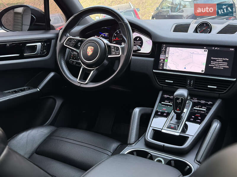 Позашляховик / Кросовер Porsche Cayenne 2019 в Києві
