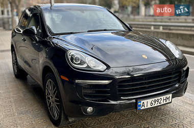 Внедорожник / Кроссовер Porsche Cayenne 2014 в 