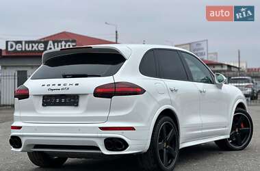 Позашляховик / Кросовер Porsche Cayenne 2016 в Києві