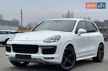 Позашляховик / Кросовер Porsche Cayenne 2016 в Києві