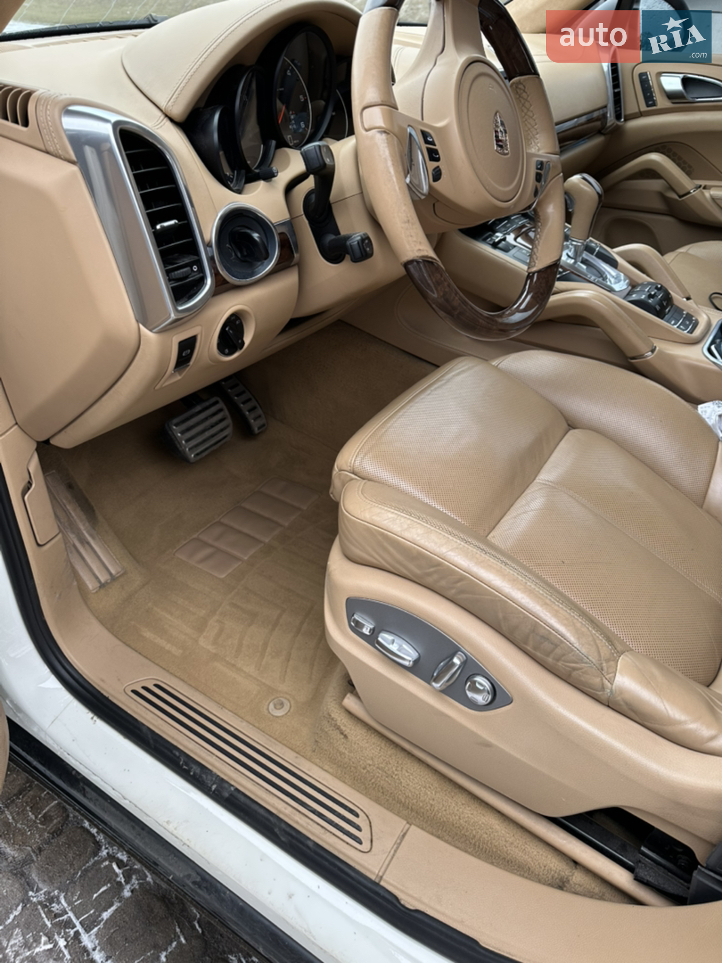 2010 Porsche Cayenne - мініатюра 9