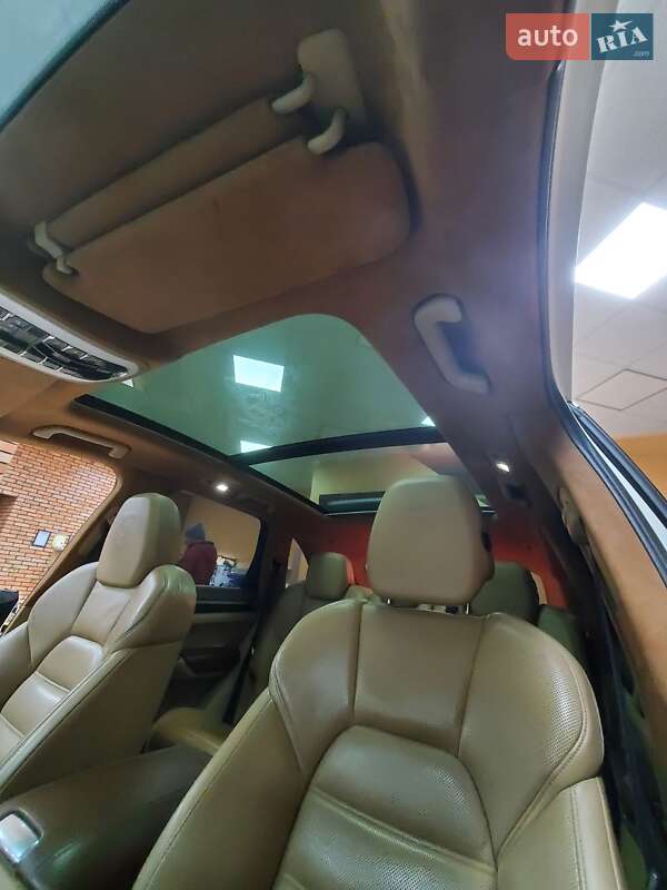 Позашляховик / Кросовер Porsche Cayenne 2011 в Запоріжжі