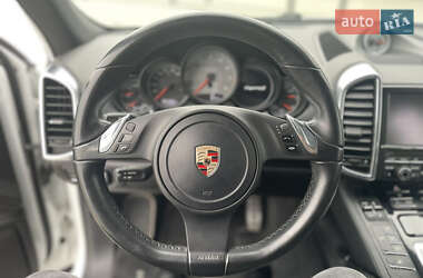 Позашляховик / Кросовер Porsche Cayenne 2011 в 