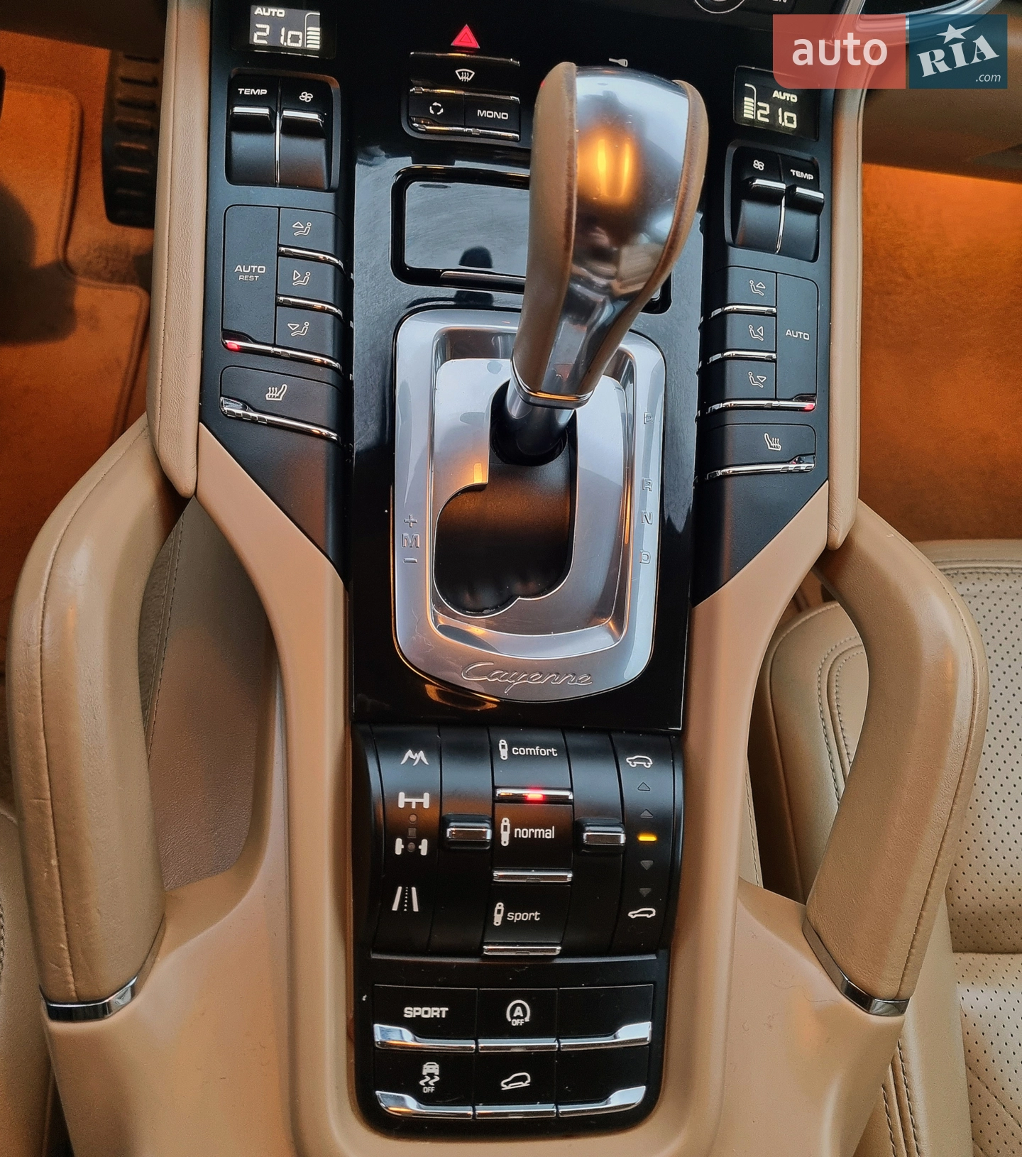 2011 Porsche Cayenne - мініатюра 17