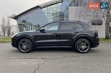 Позашляховик / Кросовер Porsche Cayenne 2019 в Києві