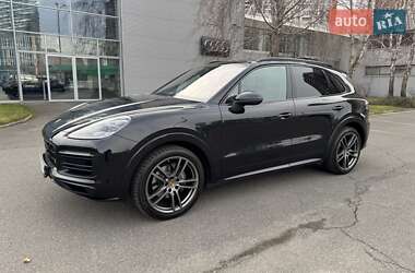 Позашляховик / Кросовер Porsche Cayenne 2019 в Києві