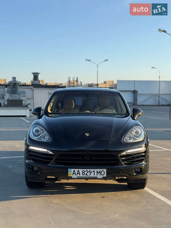 Внедорожник / Кроссовер Porsche Cayenne 2012 в Черновцах фото 6 Внедорожник / Кроссовер Porsche Cayenne 2012 в Черновцах