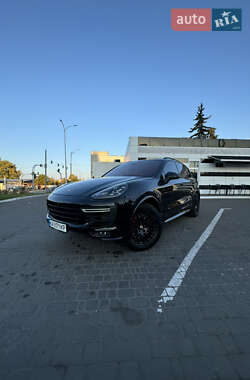 Позашляховик / Кросовер Porsche Cayenne 2017 в Києві