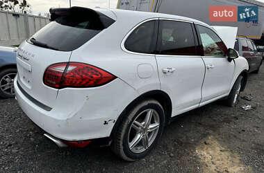 Внедорожник / Кроссовер Porsche Cayenne 2012 в Владимире