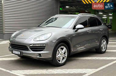 Позашляховик / Кросовер Porsche Cayenne 2010 в Києві