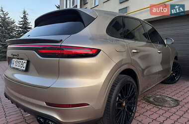 Позашляховик / Кросовер Porsche Cayenne 2018 в Києві