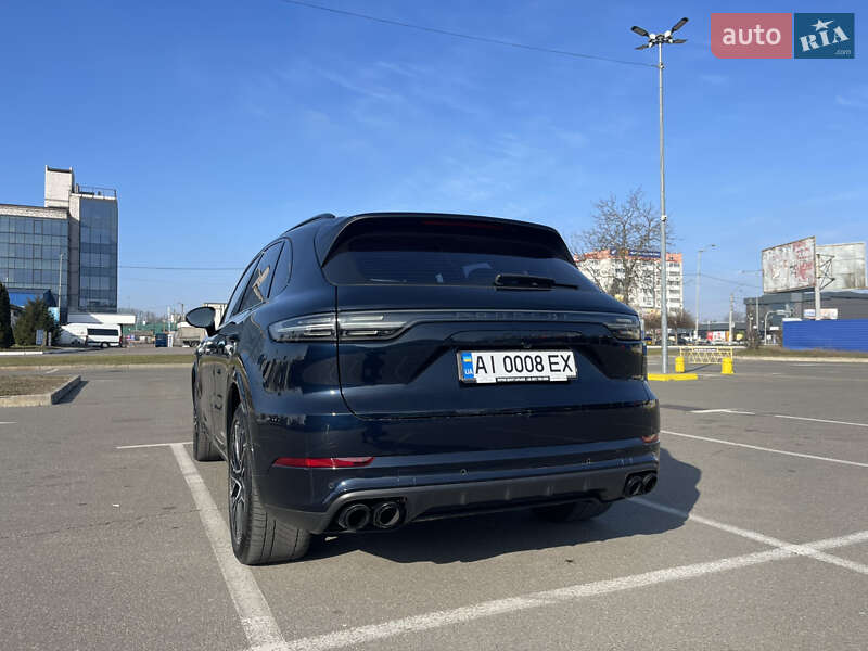Позашляховик / Кросовер Porsche Cayenne 2020 в Києві