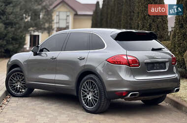 Внедорожник / Кроссовер Porsche Cayenne 2013 в Сарнах