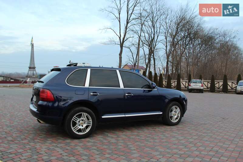 Позашляховик / Кросовер Porsche Cayenne 2005 в Чернівцях