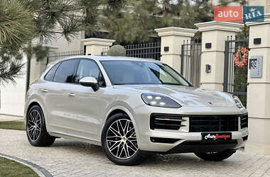 Позашляховик / Кросовер Porsche Cayenne 2024 в Одесі