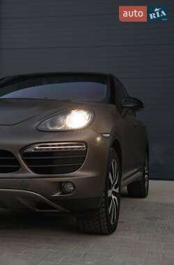 Позашляховик / Кросовер Porsche Cayenne 2011 в Дубні