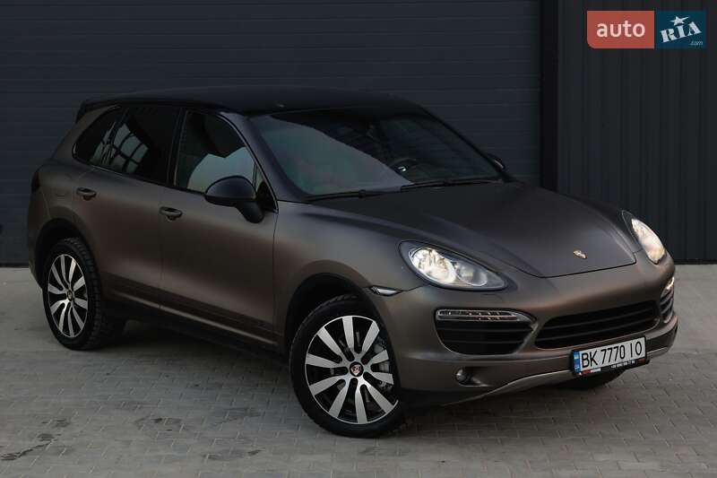 Porsche Cayenne 2011