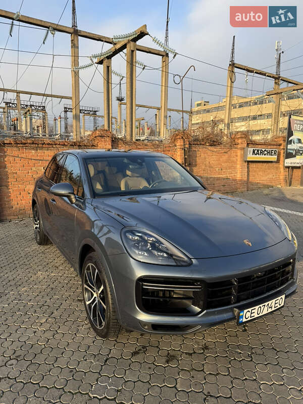 Позашляховик / Кросовер Porsche Cayenne 2018 в Чернівцях