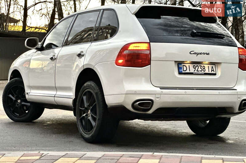 Позашляховик / Кросовер Porsche Cayenne 2009 в Золочеві