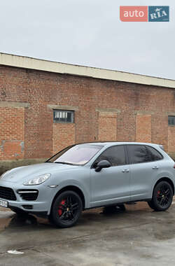 Внедорожник / Кроссовер Porsche Cayenne 2010 в Сумах