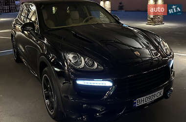 Внедорожник / Кроссовер Porsche Cayenne 2010 в Одессе