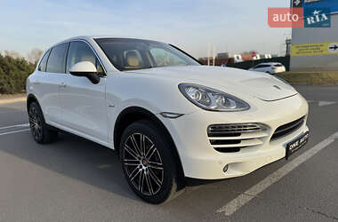 Позашляховик / Кросовер Porsche Cayenne 2012 в Києві