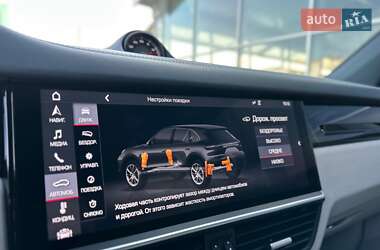 Позашляховик / Кросовер Porsche Cayenne 2019 в 