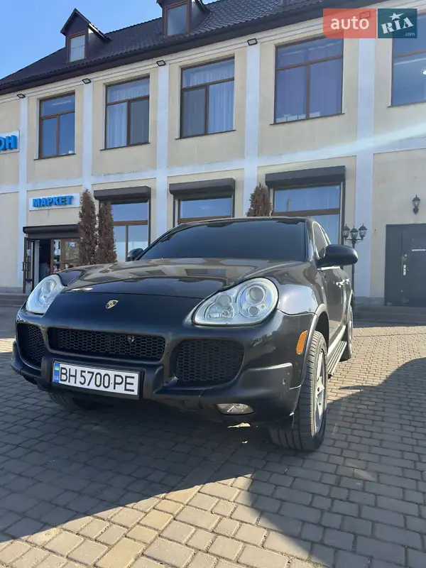 Porsche Cayenne 2003