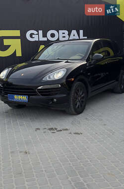 Позашляховик / Кросовер Porsche Cayenne 2013 в Львові