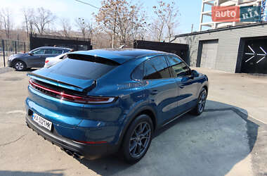 Позашляховик / Кросовер Porsche Cayenne 2023 в 