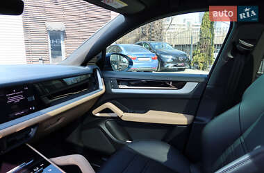 Позашляховик / Кросовер Porsche Cayenne 2023 в 