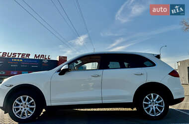 Внедорожник / Кроссовер Porsche Cayenne 2010 в 