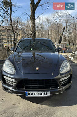 Позашляховик / Кросовер Porsche Cayenne 2011 в Києві