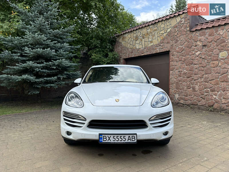 Позашляховик / Кросовер Porsche Cayenne 2013 в Одесі