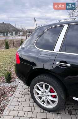 Позашляховик / Кросовер Porsche Cayenne 2005 в 