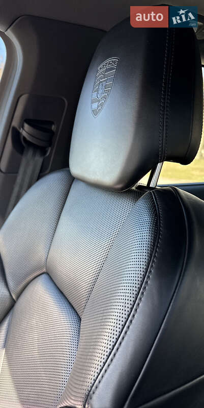 Внедорожник / Кроссовер Porsche Cayenne 2017 в Львове