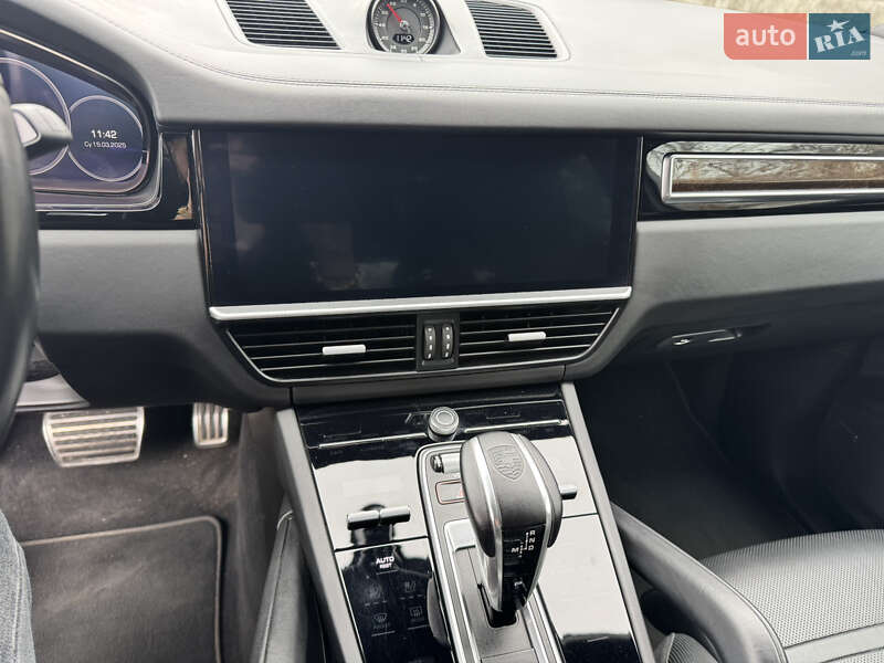Внедорожник / Кроссовер Porsche Cayenne 2019 в Одессе фото 6 Внедорожник / Кроссовер Porsche Cayenne 2019 в Одессе