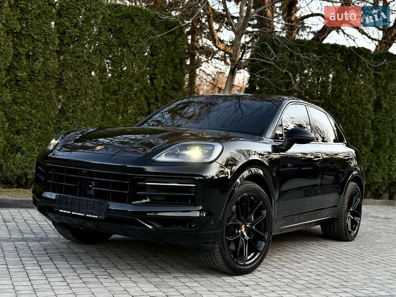 Porsche Cayenne 2023