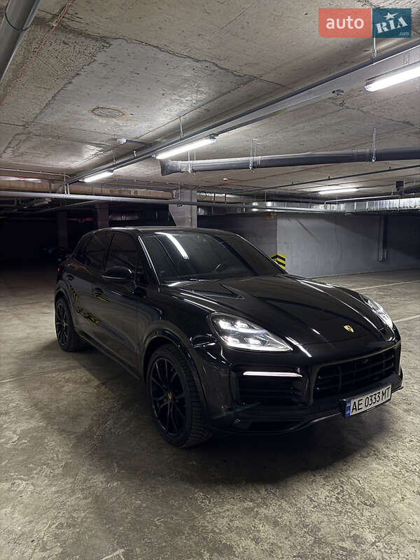 Внедорожник / Кроссовер Porsche Cayenne 2018 в Днепре