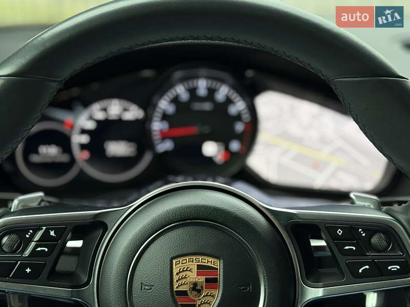 Позашляховик / Кросовер Porsche Cayenne 2017 в Одесі