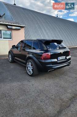 Внедорожник / Кроссовер Porsche Cayenne 2004 в 