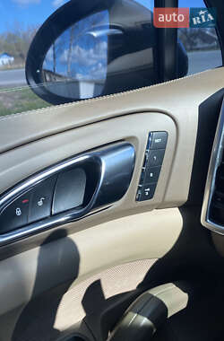 Внедорожник / Кроссовер Porsche Cayenne 2013 в 